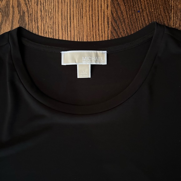 Micheal Kors black top with partially open sleeves and gold studs - Picture 2 of 5